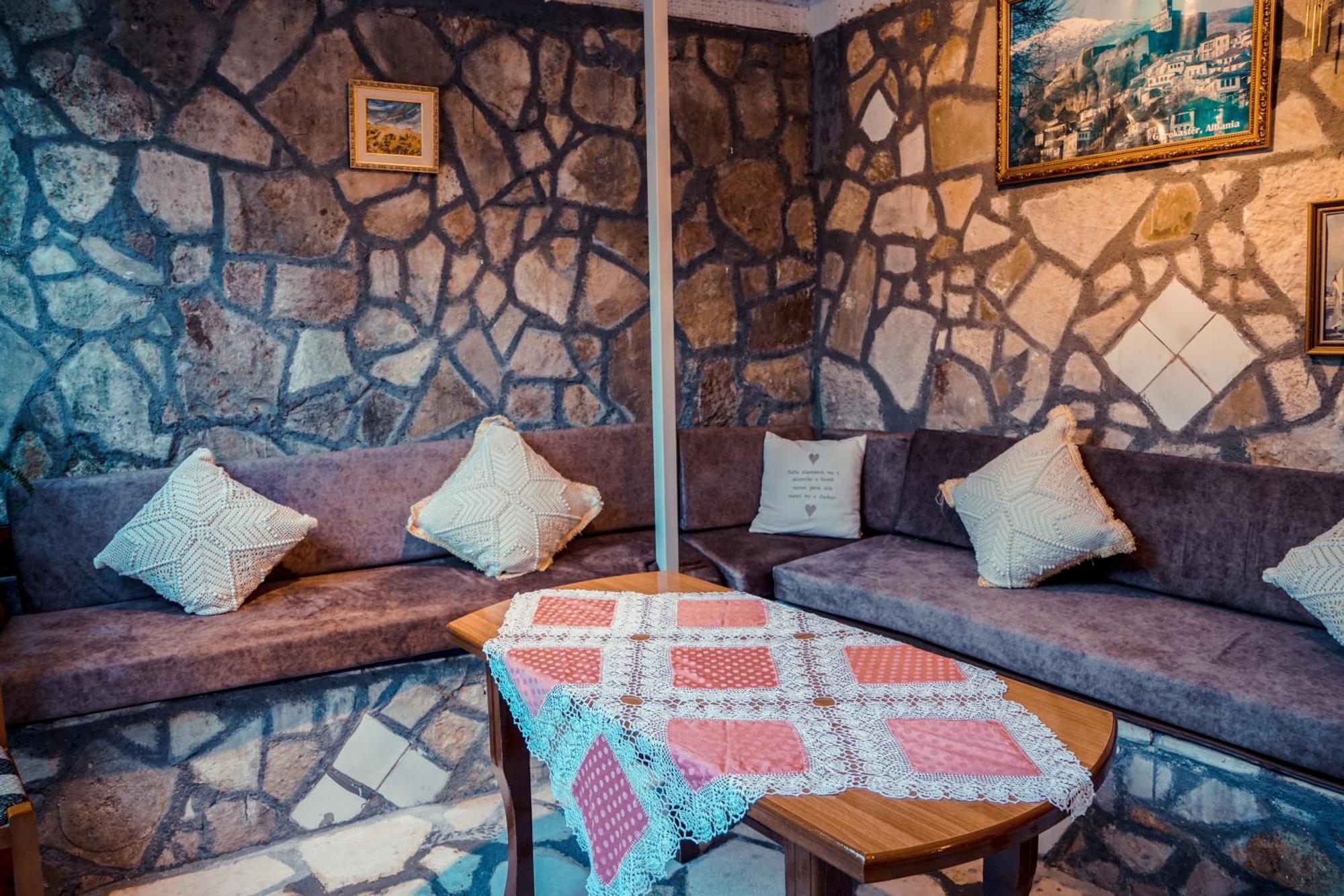 Guesthouse Arber Gjirokastër Exterior foto